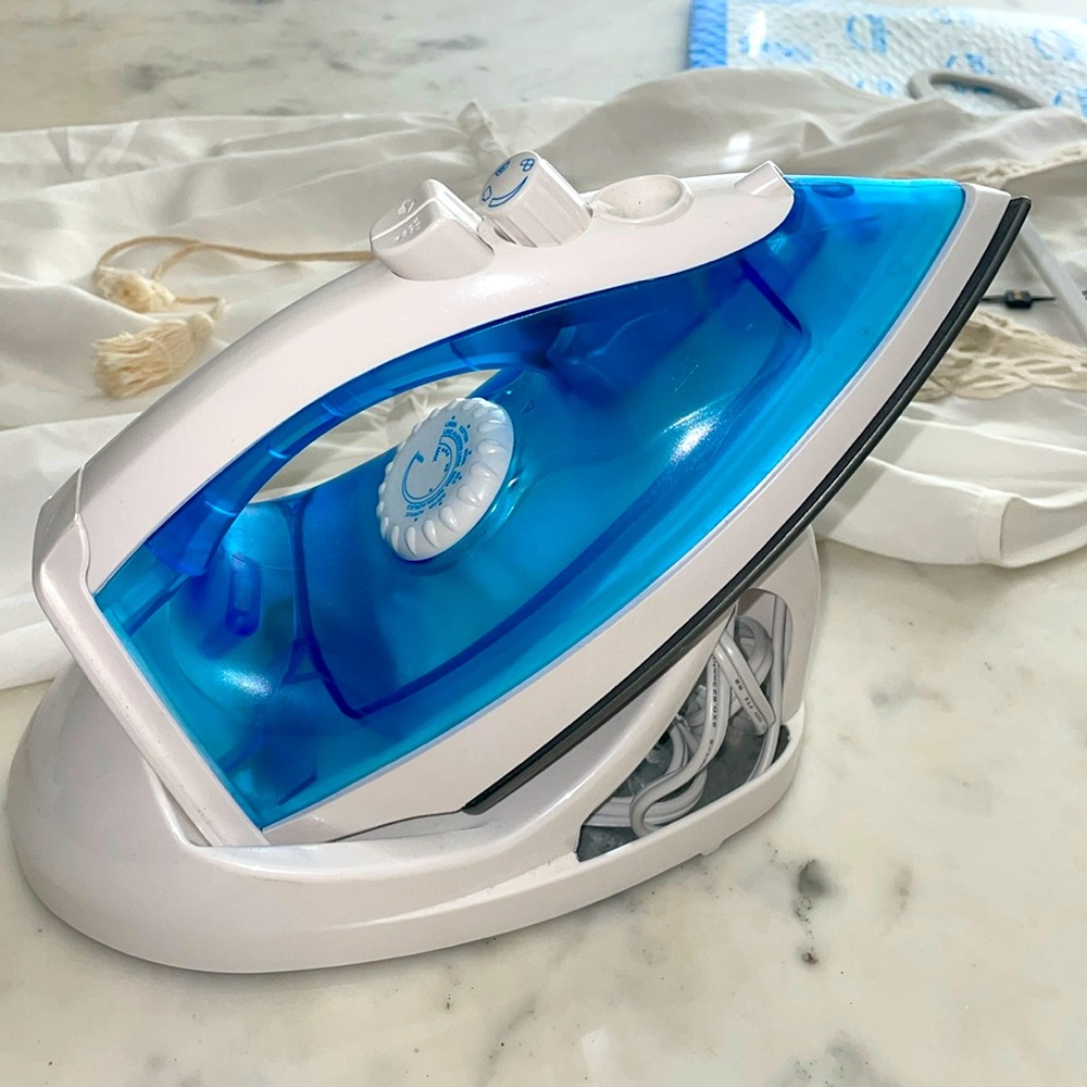 Cordless Iron EUC